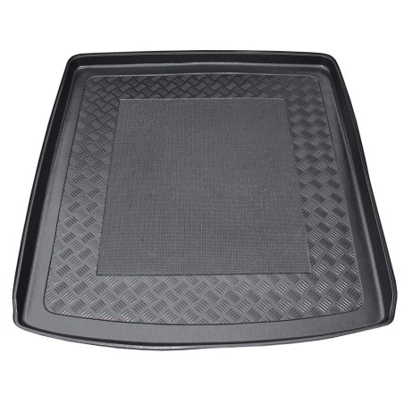Πατάκι για πορτ - μπαγκάζ για AUDI Q7 (2005-2015) - 5/7 seats - Version intended for models with a rail fixing system. The third