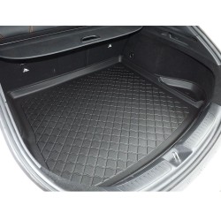 Πατάκι λαστιχένιο για πορτ - μπαγκάζ για  Mercedes CLA Shooting Brake (Combi) 01.2015+)  right wing removable for models with ne