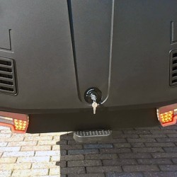 ΜΠΑΓΚΑΖΙΕΡΑ ΚΟΤΣΑΔΟΡΟΥ 400 LT TOWBOX V3 CAMPER GREEN (ΠΡΑΣΙΝΟ) ΜΕ LED ΦΑΝΑΡΙΑ