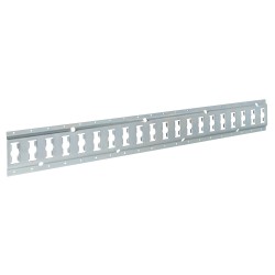 Lampa - Μπάρα Σιδήρου Κόφας για Καρότσα Διάτρητη για Υποδοχή Γάντζων Συγκράτησης Φορτίου 3000x12x131mm max 1100kg για Φορτηγά κα