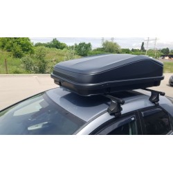 Μπαγκαζιέρα οροφής Junior Easy 145x94x40cm με 85mm στοιχεία στερέωσης με μονόπλευρο άνοιγμα και κλειδί, 420 λίτρα - μαύρη γυαλισ