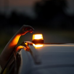 Φάρος Ασφαλείας Αυτοκινήτου Μαγνητικός Osram LEDguardian Road Flare Signal 3.7Volt 2000K 90.6 x 72.6 mm Πορτοκαλί LEDSL104